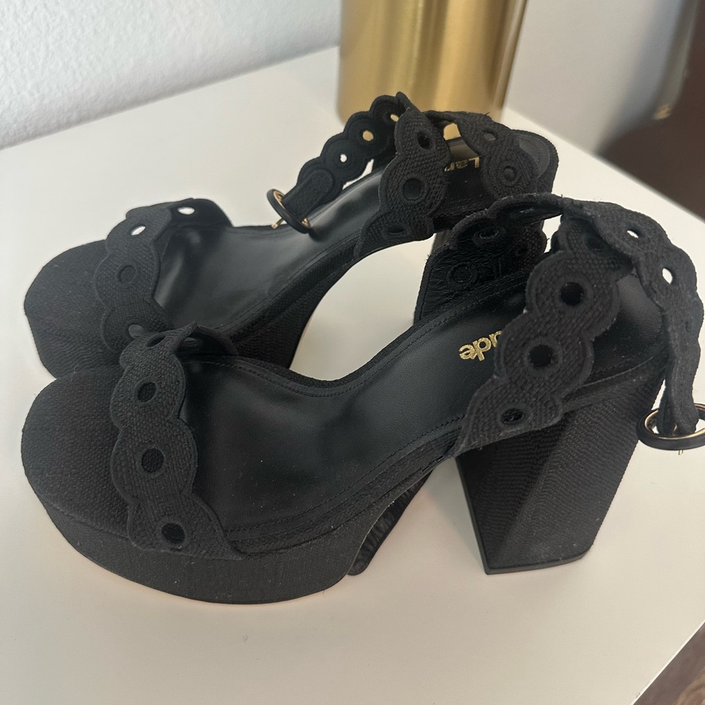 Larroude Dolly Broderie Sandal In Black Raffia size 7